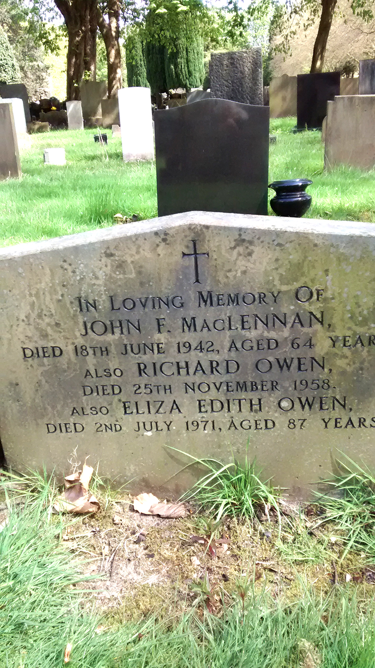 Photo of headstones/John F(raser) MacLennan d1942 hdstn Manchester Sthn cem